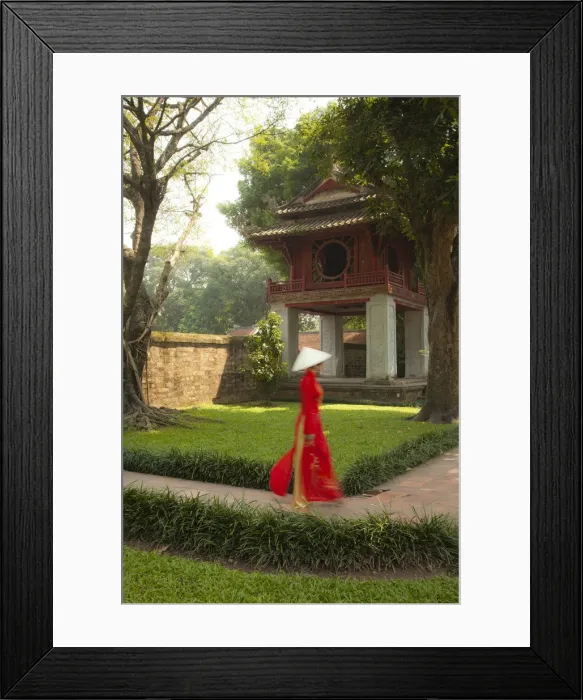 Framed Print : Girl wearing Ao Dai dress, Temple of Literature, Hanoi, Vietnam (MR) Framed Print : Girl wearing Ao Dai dress, Temple of Literature, Hanoi, Vietnam (MR)