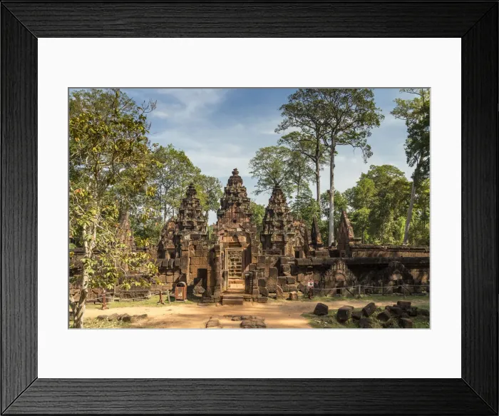 Framed Print : Cambodia, Siem Reap, Angkor Wat Complex (Unesco Site), Banteay Srei temple Framed Print : Cambodia, Siem Reap, Angkor Wat Complex (Unesco Site), Banteay Srei temple
