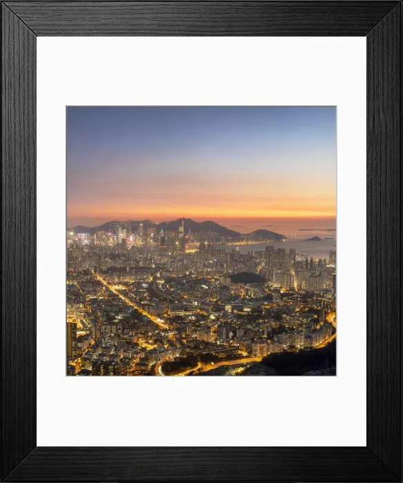 Framed Print : Kowloon and Hong Kong Island at sunset, Hong Kong Framed Print : Kowloon and Hong Kong Island at sunset, Hong Kong