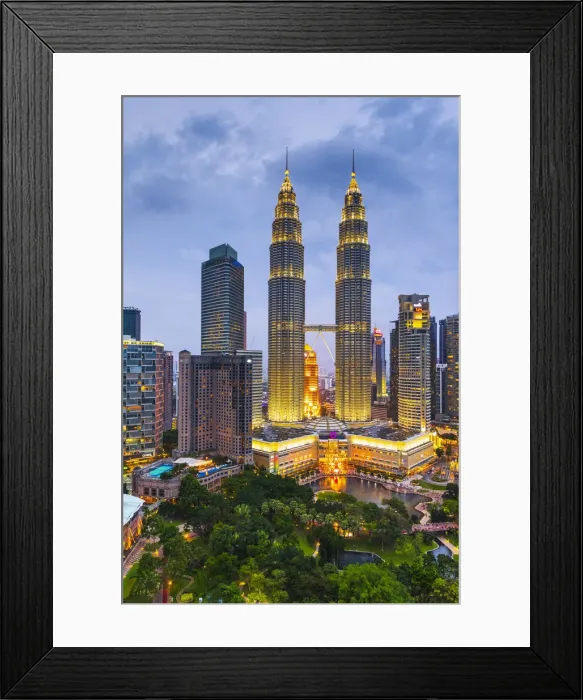 Framed Print : Petronas Towers, KLCC, Kuala Lumpur, Malaysia Framed Print : Petronas Towers, KLCC, Kuala Lumpur, Malaysia