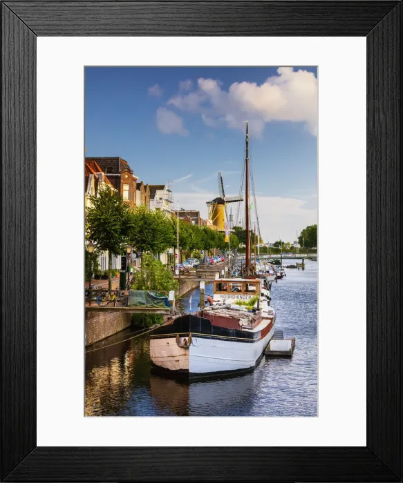 Framed Print : Boats in Delfscanal in western Rotterdam on a sunny summer afternoon, Holland / Netherlands Framed Print : Boats in Delfscanal in western Rotterdam on a sunny summer afternoon, Holland / Netherlands