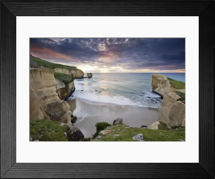 Framed Print : Sunrise at Tunnel Beach, Dunedin, New Zealand