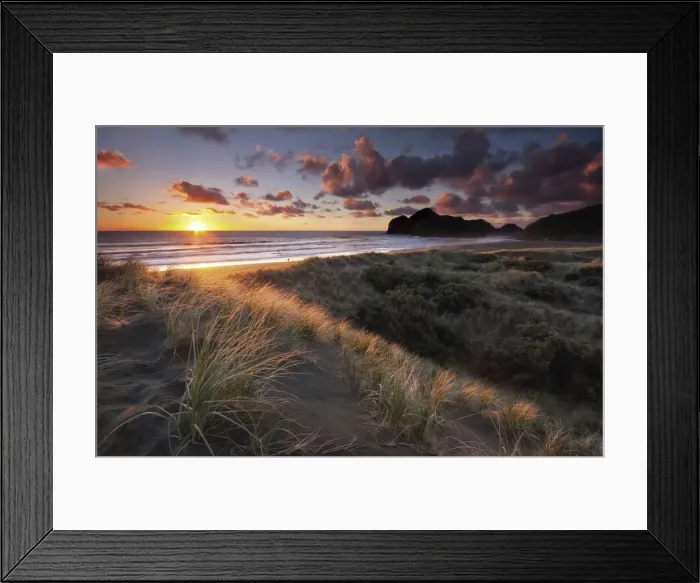 Framed Print : Sunset at Bethells Beach, Auckland, New Zealand Framed Print : Sunset at Bethells Beach, Auckland, New Zealand
