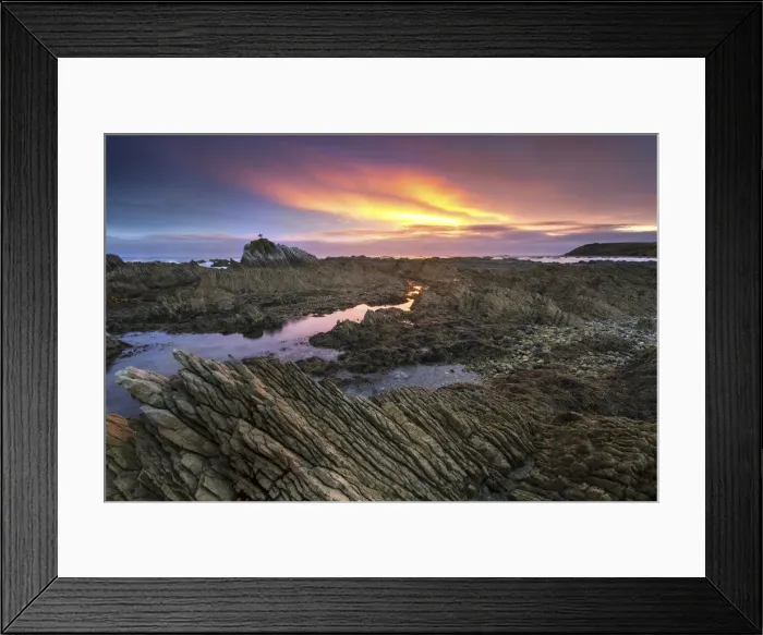 Framed Print : Sunrise in Kaikoura, Canterbury, New Zealand Framed Print : Sunrise in Kaikoura, Canterbury, New Zealand