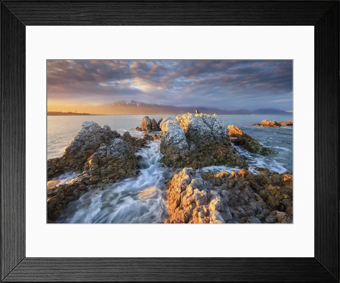 Framed Print : Sunset at Kaikoura, Canterbury, New Zealand Framed Print : Sunset at Kaikoura, Canterbury, New Zealand