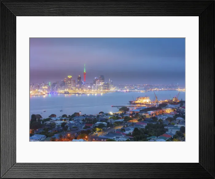 Framed Print : View of Auckland city from Mount Victoria by night, North Island, New Zealand Framed Print : View of Auckland city from Mount Victoria by night, North Island, New Zealand
