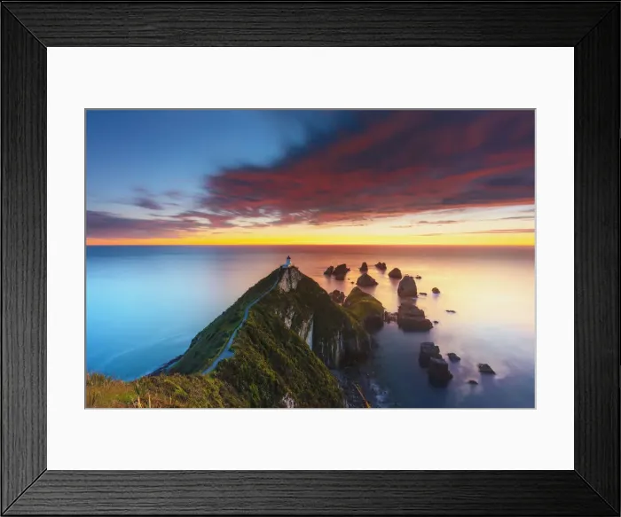 Framed Print : Elevated view of Nugget Point lighthouse in the Catlins national park, Otago Framed Print : Elevated view of Nugget Point lighthouse in the Catlins national park, Otago