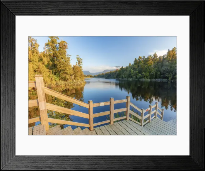 Framed Print : View of the peaceful Lake Matheson with the Fox glacier