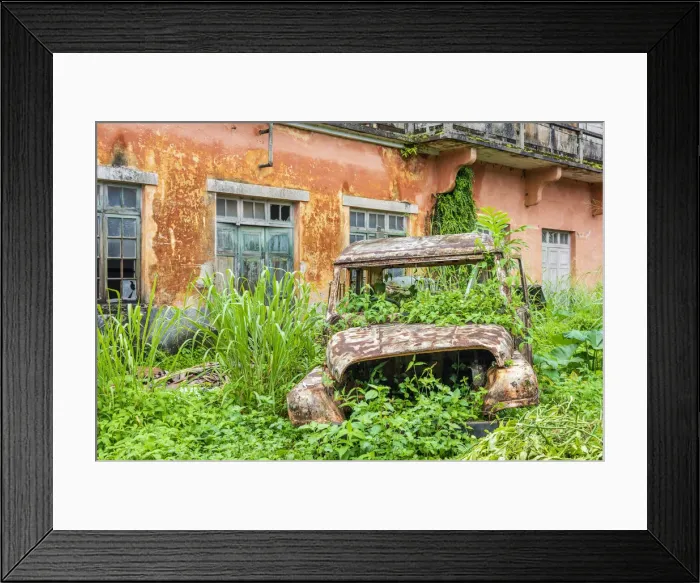 Framed Print : Africa, SA£o Toma and Principe. Street scene in Santo Antonio Framed Print : Africa, SA£o Toma and Principe. Street scene in Santo Antonio