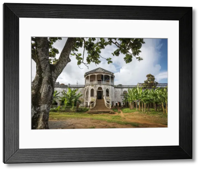 Framed Print : Africa, SA£o Toma and Principe. The abandoned hospital of Roca Agua-Ize Framed Print : Africa, SA£o Toma and Principe. The abandoned hospital of Roca Agua-Ize