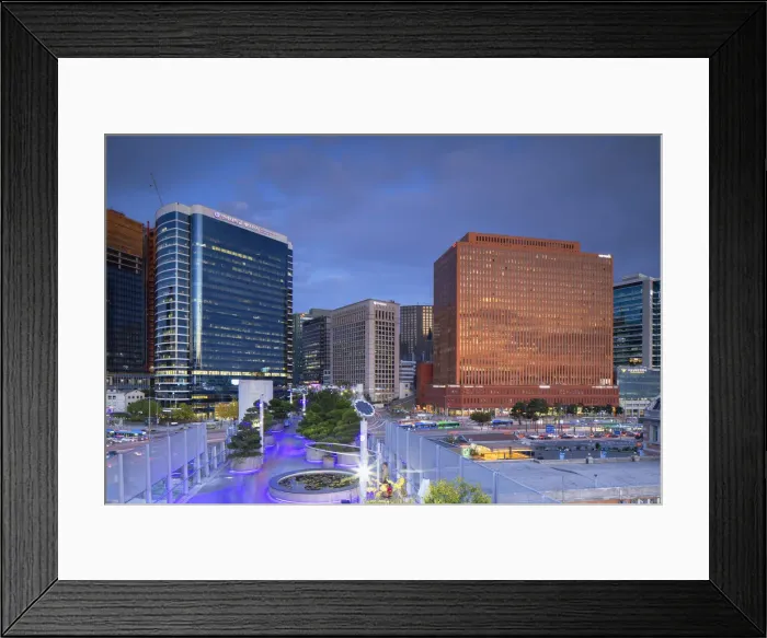 Framed Print : Seoullo 7017 Skygarden at dusk, Seoul, South Korea Framed Print : Seoullo 7017 Skygarden at dusk, Seoul, South Korea