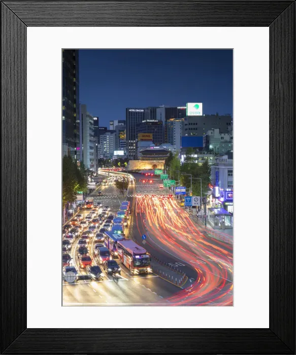 Framed Print : Sungnyemun Gate and skyscrapers at dusk, Seoul, South Korea Framed Print : Sungnyemun Gate and skyscrapers at dusk, Seoul, South Korea