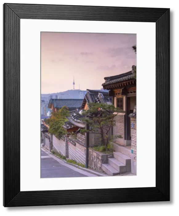 Framed Print : Traditional houses in Bukchon Hanok village at dawn, Seoul, South Korea Framed Print : Traditional houses in Bukchon Hanok village at dawn, Seoul, South Korea