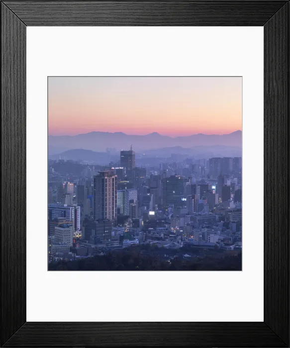 Framed Print : View of Seoul at dawn, South Korea Framed Print : View of Seoul at dawn, South Korea