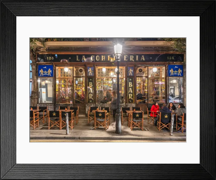 Framed Print : The historical La Confiteria cocktail bar, Barcelona, Catalonia, Spain