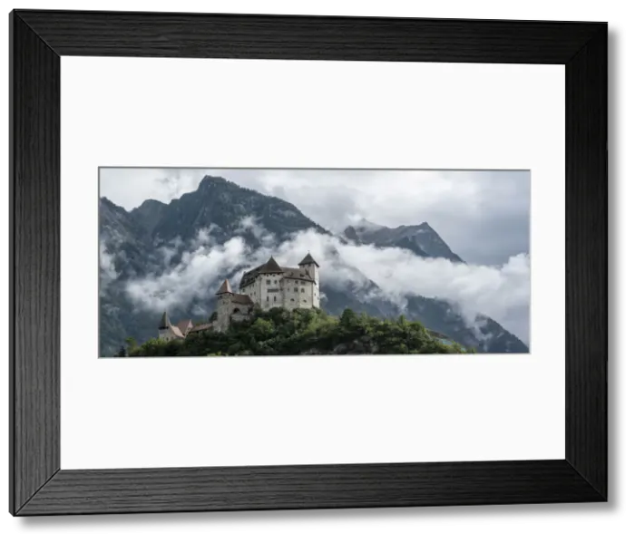 Framed Print : Liechtenstein, Balzers, Gutenberg Castle Framed Print : Liechtenstein, Balzers, Gutenberg Castle