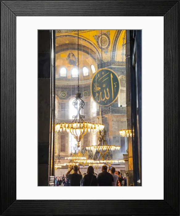 Framed Print : Hagia Sofia (Byzantine basilica and UNESCO World Heritage Site), Sultanahmet, Istanbul