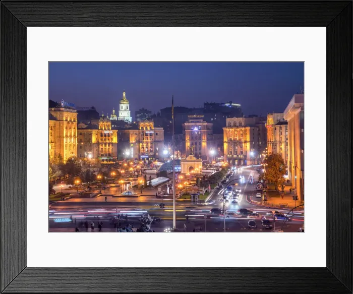 Framed Print : Ukraine, Kyiv, Maidan Nezalezhnosti (Independence Square), Maidan Square