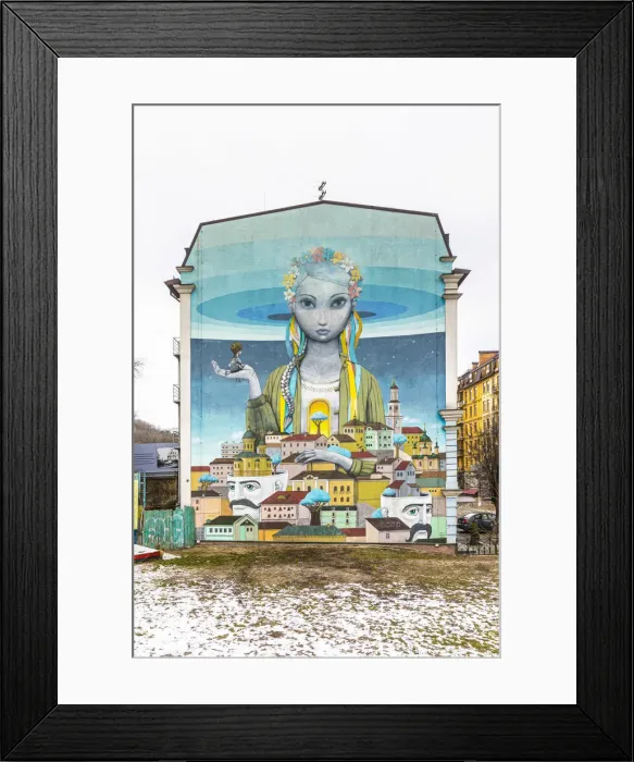 Framed Print : Wall mural in the Podil area of Kiev (Kyiv), Ukraine Framed Print : Wall mural in the Podil area of Kiev (Kyiv), Ukraine