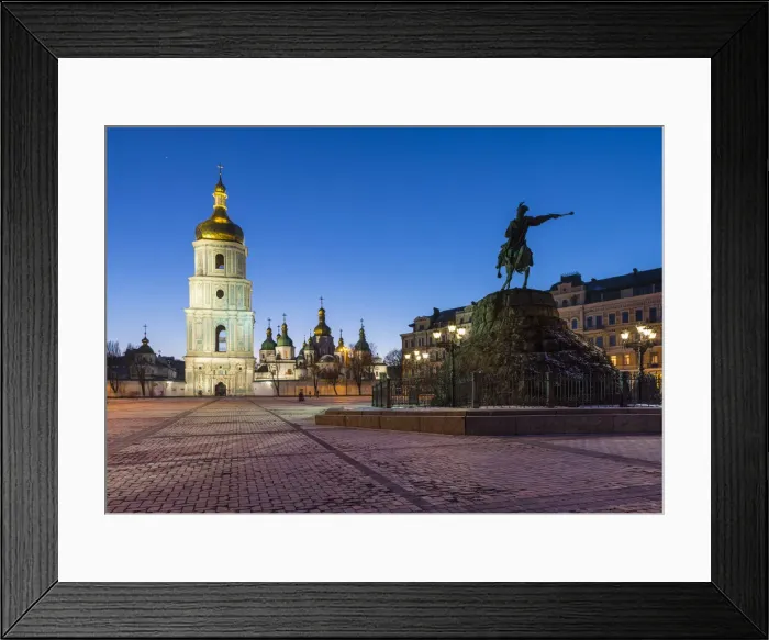 Framed Print : St. Sophias Cathedral and Bell Tower, Sofiyivska Square, Kiev (Kyiv), Ukraine Framed Print : St. Sophias Cathedral and Bell Tower, Sofiyivska Square, Kiev (Kyiv), Ukraine