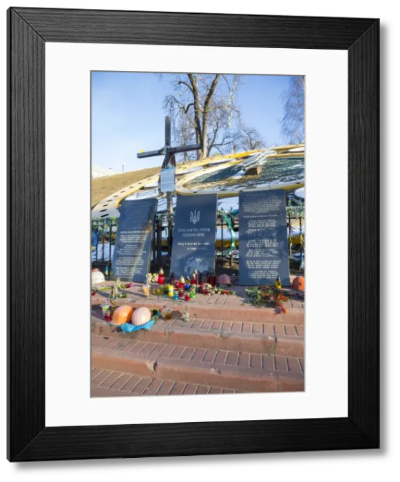 Framed Print : Memorial tothose killed during the 2013 / 2014 Euromaidan demonstrations Framed Print : Memorial tothose killed during the 2013 / 2014 Euromaidan demonstrations