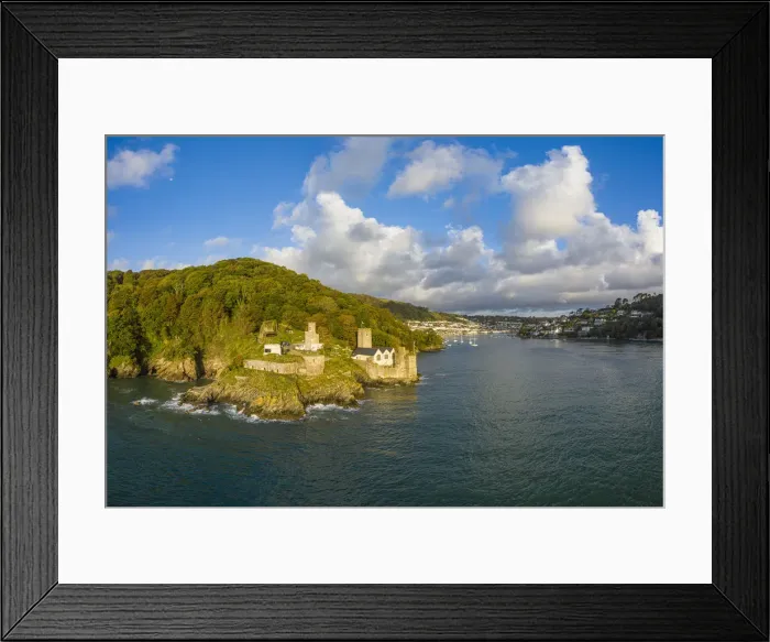 Framed Print : Dartmouth Castle guarding the entrance to the river Dart, Dartmouth, Devon, England Framed Print : Dartmouth Castle guarding the entrance to the river Dart, Dartmouth, Devon, England