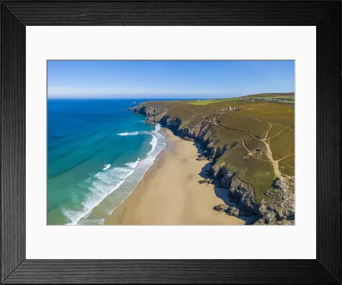 Framed Print : The historic Towanroath Engine house at Wheal Coates abandoned tin mine, St Agnes Framed Print : The historic Towanroath Engine house at Wheal Coates abandoned tin mine, St Agnes
