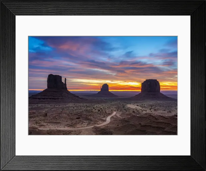 Framed Print : The Mittens against cloudy sky at sunrise, Monument Valley, Arizona, USA Framed Print : The Mittens against cloudy sky at sunrise, Monument Valley, Arizona, USA