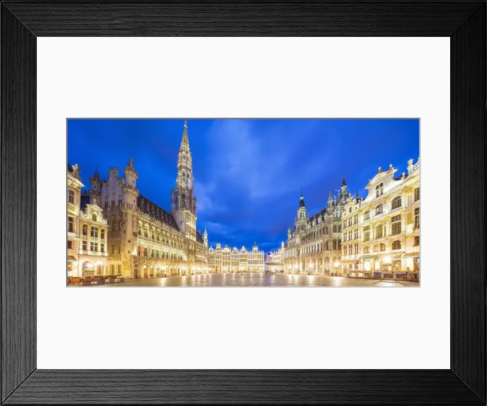 Framed Print : Panoramic view of Grand Place in Brussels by night, Belgium Framed Print : Panoramic view of Grand Place in Brussels by night, Belgium