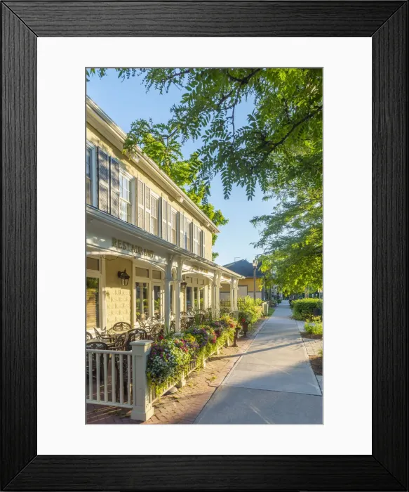 Framed Print : Canada, Ontario, Niagara-on-the-Lake, King Street, Restaurant