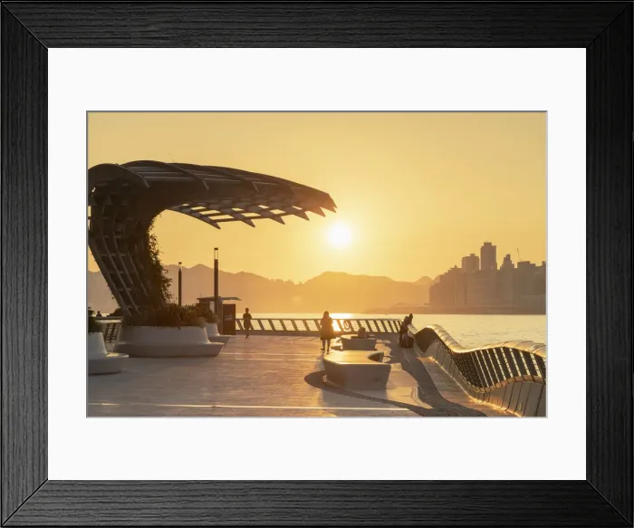 Framed Print : Tsim Sha Tsui promenade at sunrise, Tsim Sha Tsui, Kowloon, Hong Kong Framed Print : Tsim Sha Tsui promenade at sunrise, Tsim Sha Tsui, Kowloon, Hong Kong
