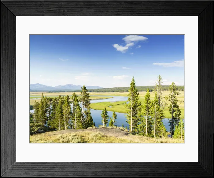 Framed Print : Yellowstone River in Lamar Valley, Yellowstone National Park, Wyoming, Usa Framed Print : Yellowstone River in Lamar Valley, Yellowstone National Park, Wyoming, Usa