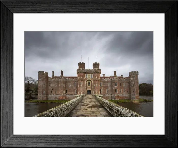 Framed Print : Herstmonceux castle, Herstmonceux, East Sussex, England, UK Framed Print : Herstmonceux castle, Herstmonceux, East Sussex, England, UK