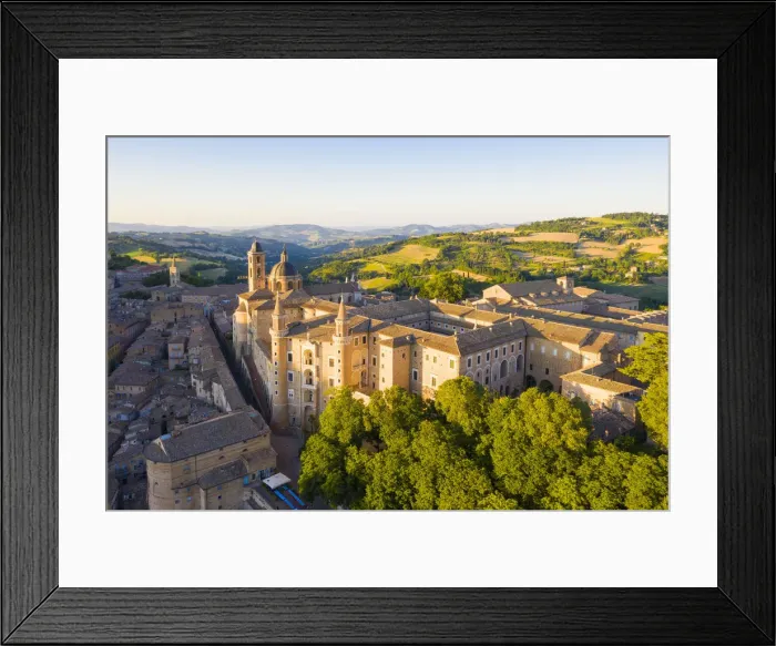 Framed Print : Aerial view of Urbino old town at sunset. Urbino, Marche, Italy, Europe Framed Print : Aerial view of Urbino old town at sunset. Urbino, Marche, Italy, Europe