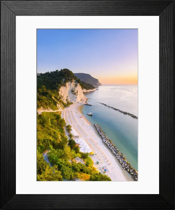Framed Print : Spiaggia Del Frate (Friar beach), mount Conero in the background Framed Print : Spiaggia Del Frate (Friar beach), mount Conero in the background