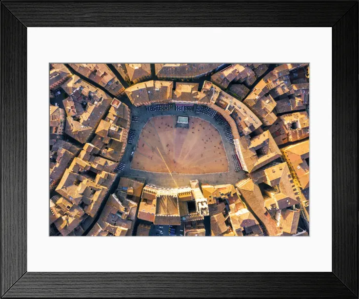 Framed Print : Aerial view of Piazza Del Campo and Siena old town. Siena, Tuscany, Italy, Europe Framed Print : Aerial view of Piazza Del Campo and Siena old town. Siena, Tuscany, Italy, Europe