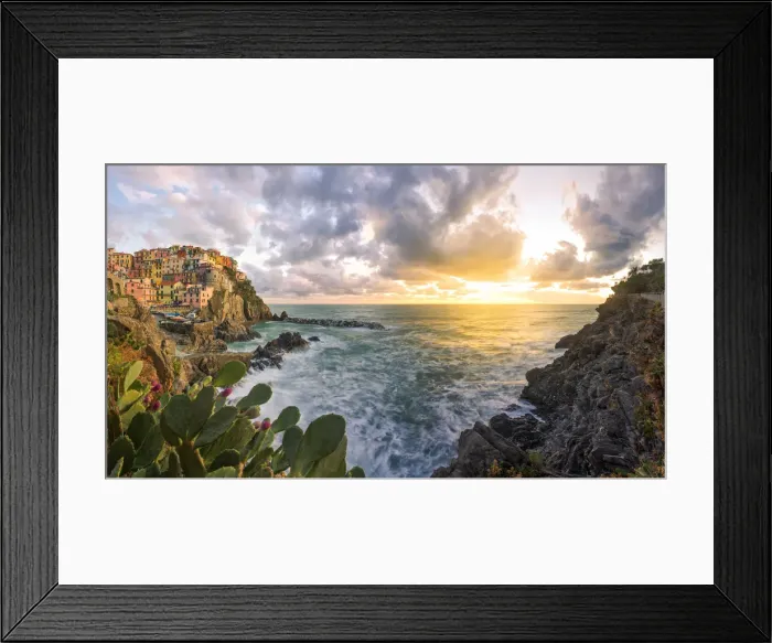 Framed Print : a magical sunset seen from the cliff, National Park of Cinque Terre, Manarola Framed Print : a magical sunset seen from the cliff, National Park of Cinque Terre, Manarola