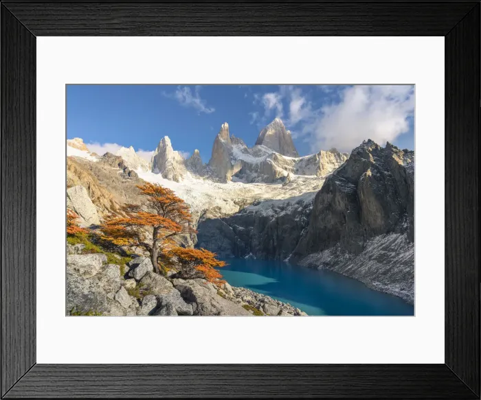 Framed Print : Laguna Sucia in autumn, with Fitz Roy in the background Framed Print : Laguna Sucia in autumn, with Fitz Roy in the background