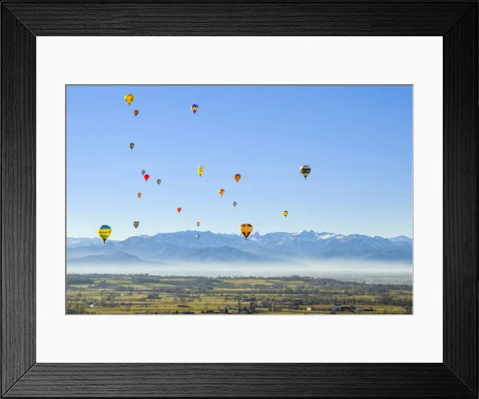 Framed Print : Air Baloon Festival in Mondova with the Alps Chain on the background, Mondova, Piedmont Framed Print : Air Baloon Festival in Mondova with the Alps Chain on the background, Mondova, Piedmont