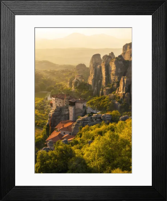 Framed Print : Sunset at Viewpoint of a monastery in Meteora, Tessaglia, Greece Framed Print : Sunset at Viewpoint of a monastery in Meteora, Tessaglia, Greece