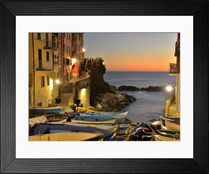 Framed Print : sunset in riomaggiore, la spezia province, cinque terre, liguria, italy