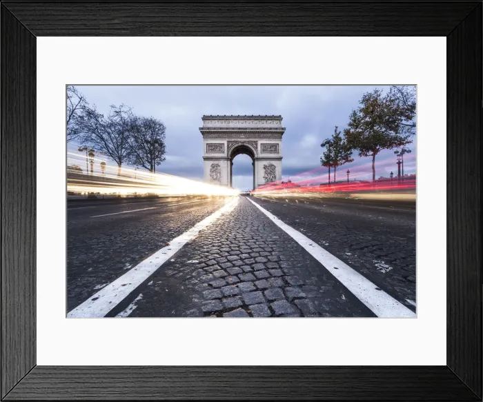 Framed Print : Arc de Triomphe, Champs Elyisa es avenue and cars lights (Champs-Elyisa es, Paris
