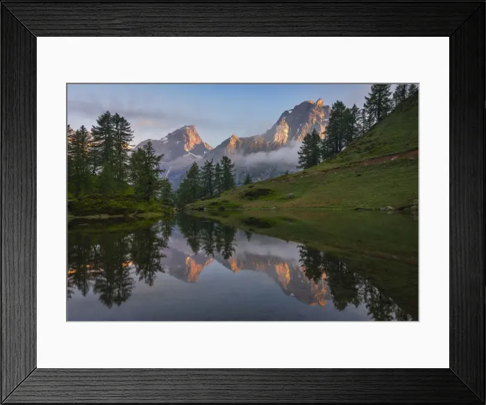 Framed Print : Sangiatto lake at sunrise, Parco Naturale dell Alpe Veglia e dell Alpe Devero Framed Print : Sangiatto lake at sunrise, Parco Naturale dell Alpe Veglia e dell Alpe Devero
