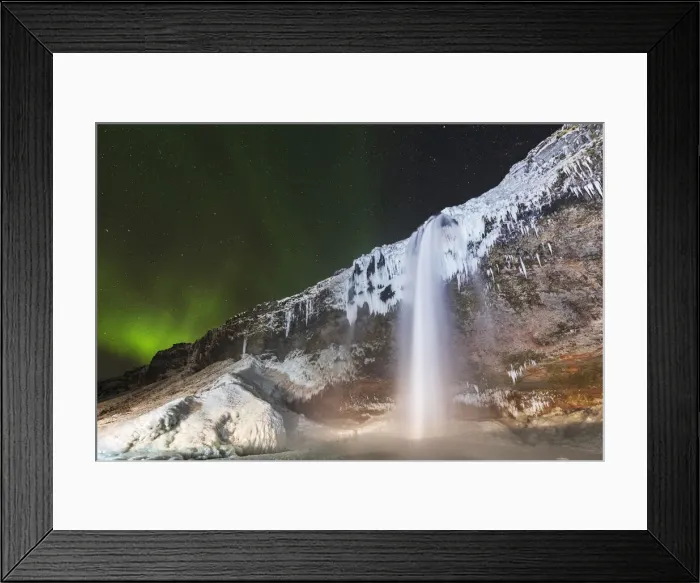 Framed Print : Northern lights at Seljalandsfoss, Skogar, Iceland, Northern Europe Framed Print : Northern lights at Seljalandsfoss, Skogar, Iceland, Northern Europe