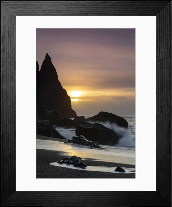 Framed Print : Sunrise at Reynisdrangar, Vik i Myrdal, Southern Iceland, Iceland, Northern Europe Framed Print : Sunrise at Reynisdrangar, Vik i Myrdal, Southern Iceland, Iceland, Northern Europe