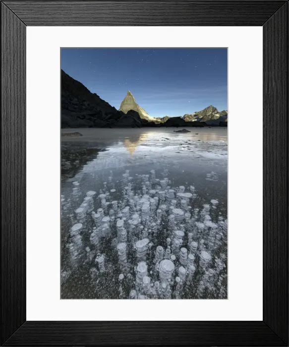 Framed Print : Icy bubbles in Lake Stellisee Zermatt Canton of Valais Pennine Alps Switzerland