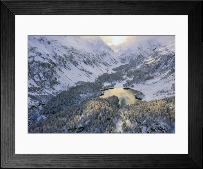 Framed Print : Aerial view of Lake Cavloc after an autumn snowfall, Maloja Pass, Bregaglia Valley Framed Print : Aerial view of Lake Cavloc after an autumn snowfall, Maloja Pass, Bregaglia Valley