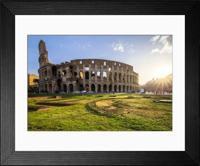 Framed Print : The Colosseum during a winter sunrise. Rome, Lazio, Italy Framed Print : The Colosseum during a winter sunrise. Rome, Lazio, Italy
