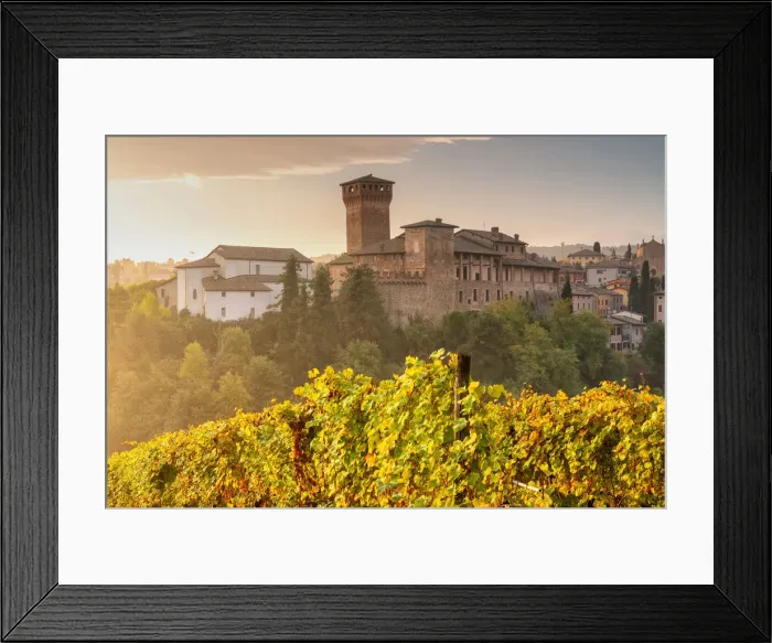 Framed Print : Levizzano Castle, Castelvetro di Modena district, Modena province, Emilia Romagna, Italy Framed Print : Levizzano Castle, Castelvetro di Modena district, Modena province, Emilia Romagna, Italy