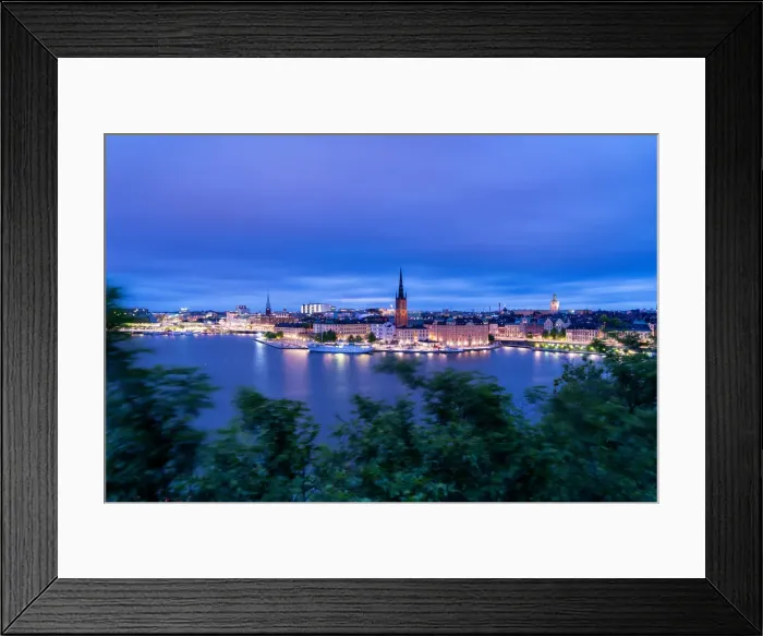 Framed Print : Illuminated buildings of Gamla Stan at dusk from Monteliusvagen Framed Print : Illuminated buildings of Gamla Stan at dusk from Monteliusvagen